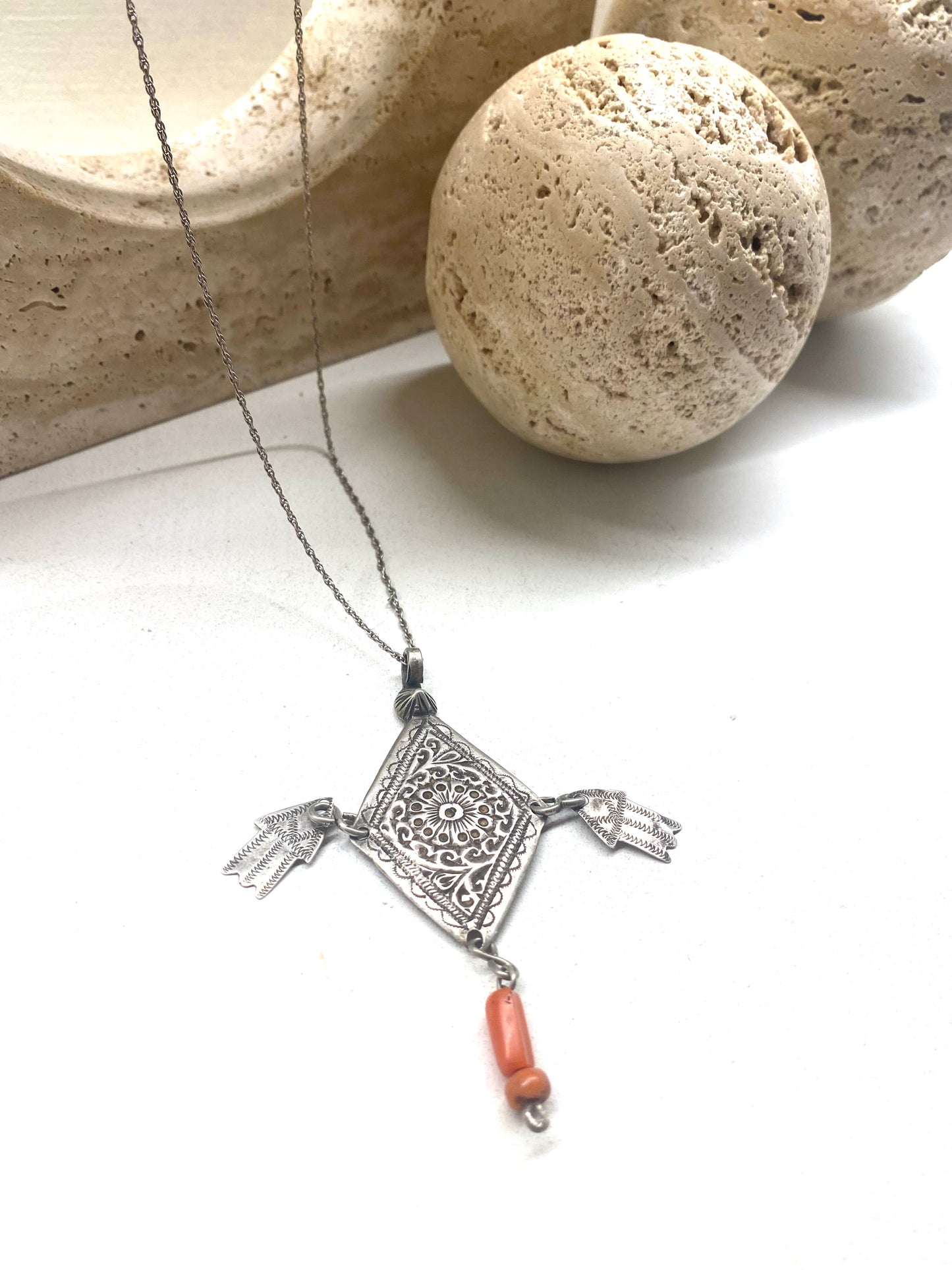 Amazigh Silver Titrit ⵢⴰⵣ with coral stone necklace