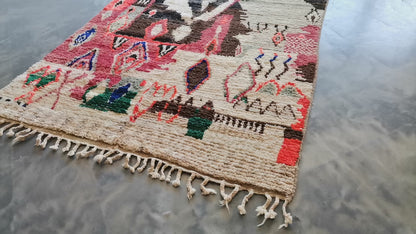 5x8 ft Handmade Amazigh Rug Boujaad. FREE SHIPPING