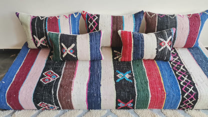 6ft Handmade Amazigh Vintage Sofa Boucherouite ⵜⵓⴷⴻⵔⵜ. FREE SHIPPING