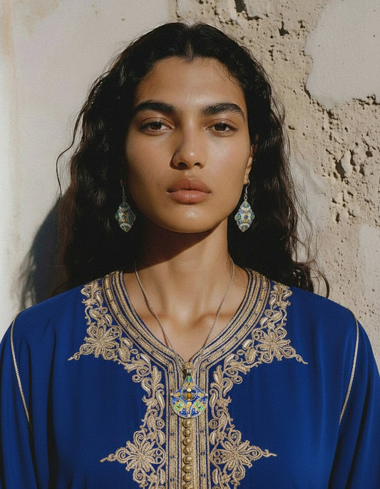 Amazigh Silver Pendant ⵢⴰⵣ.