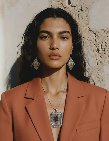Amazigh Silver Necklace Amalou ⵢⴰⵣ .