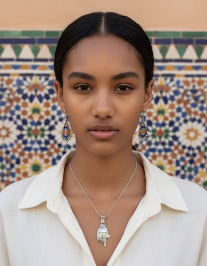 Amazigh Silver Khamssa ⵢⴰⵣ necklace
