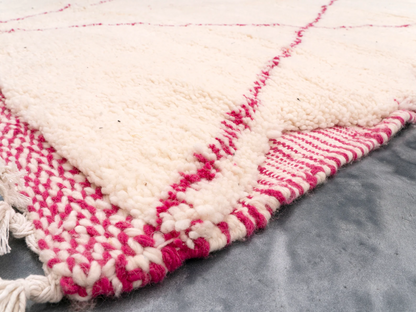 Handmade Amazigh Rug Beni Ourain. FREE SHIPPING